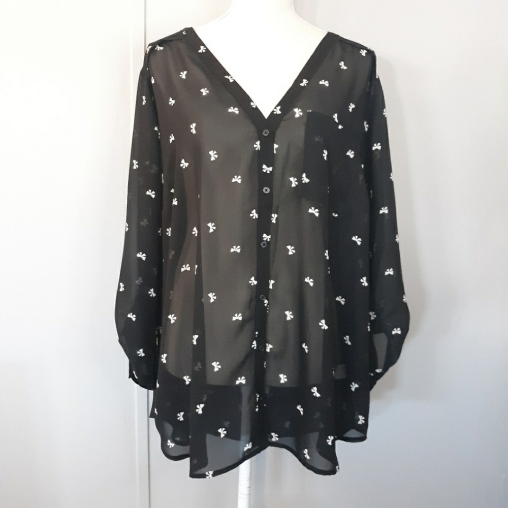 Maurices Black Sheer Bow Tie Print V-Neck Blouse 3X
